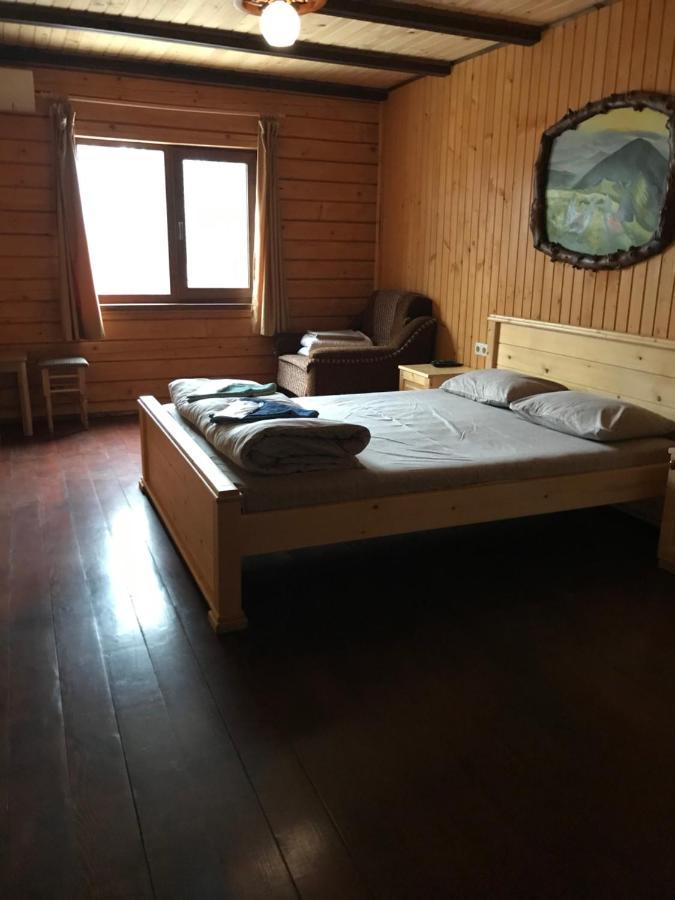 Yalta Hotel Ruska Lozova Ngoại thất bức ảnh
